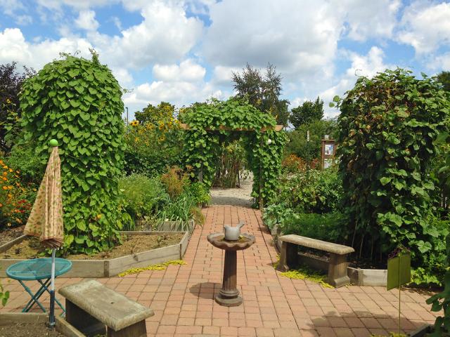 Kitchen Garden in Tippecanoe-County-Extension Master-Gardeners' Show and Idea Gardens